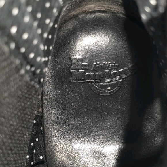 Doc Martens Black Flora Patent Leather Chelsea Boots Womens EU 39 US 8 Slip On - Picture 16 of 16